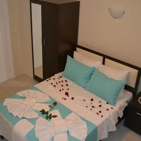 Hotell Mavi 3*